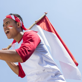 Saat Kerusuhan Mengguncang Negeri, Kita Tetap Berdiri Bersama